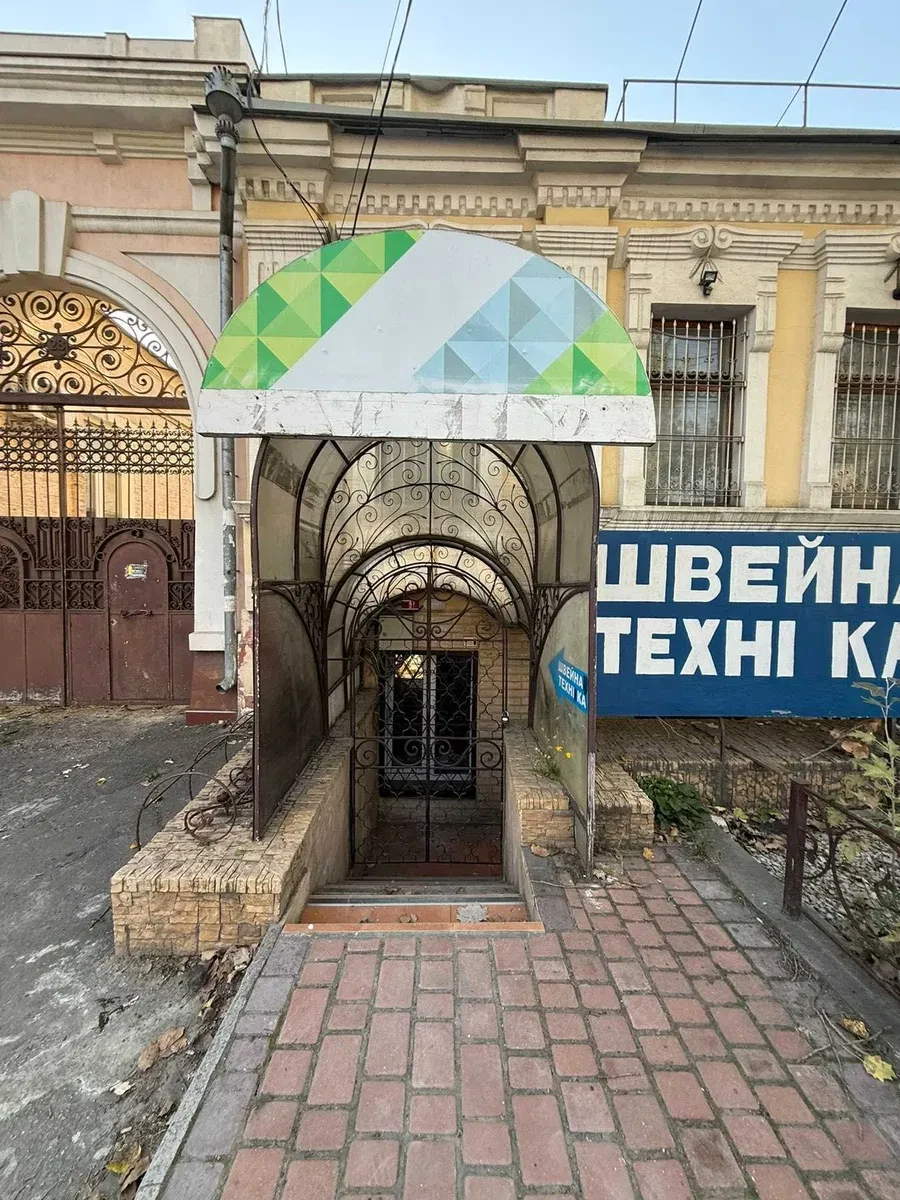 Помещение, Центральный: фасадный выход, генератор при необходимости, фото 3
