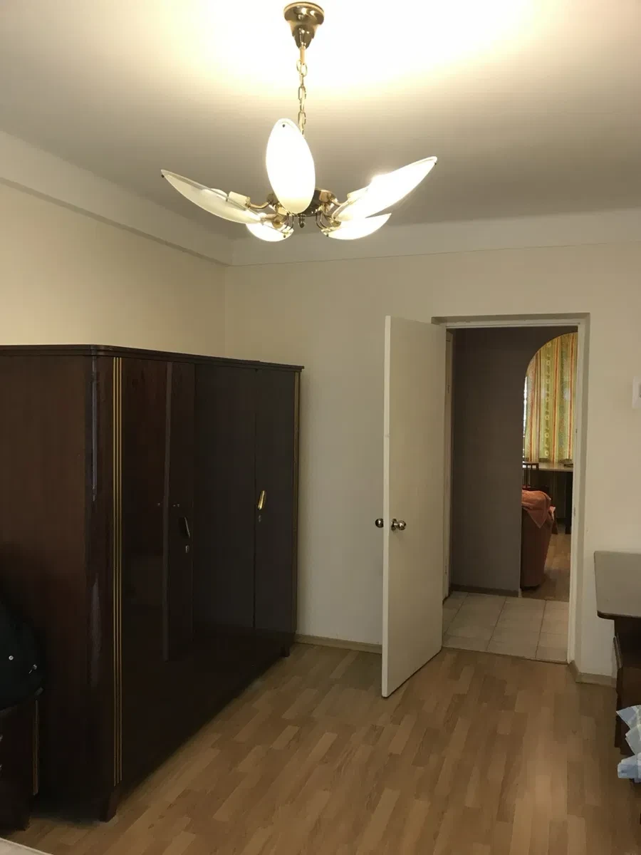 2-кімнатна квартира, Печерський: косметичний ремонт, вода без світла, фото 2
