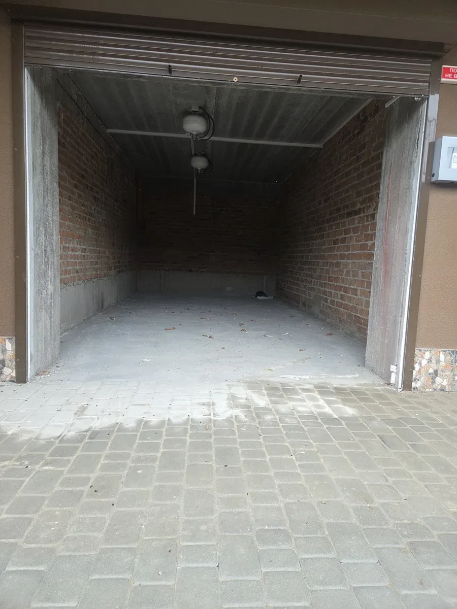 Гараж, Золочев: зарядка электромобиля - фото 2