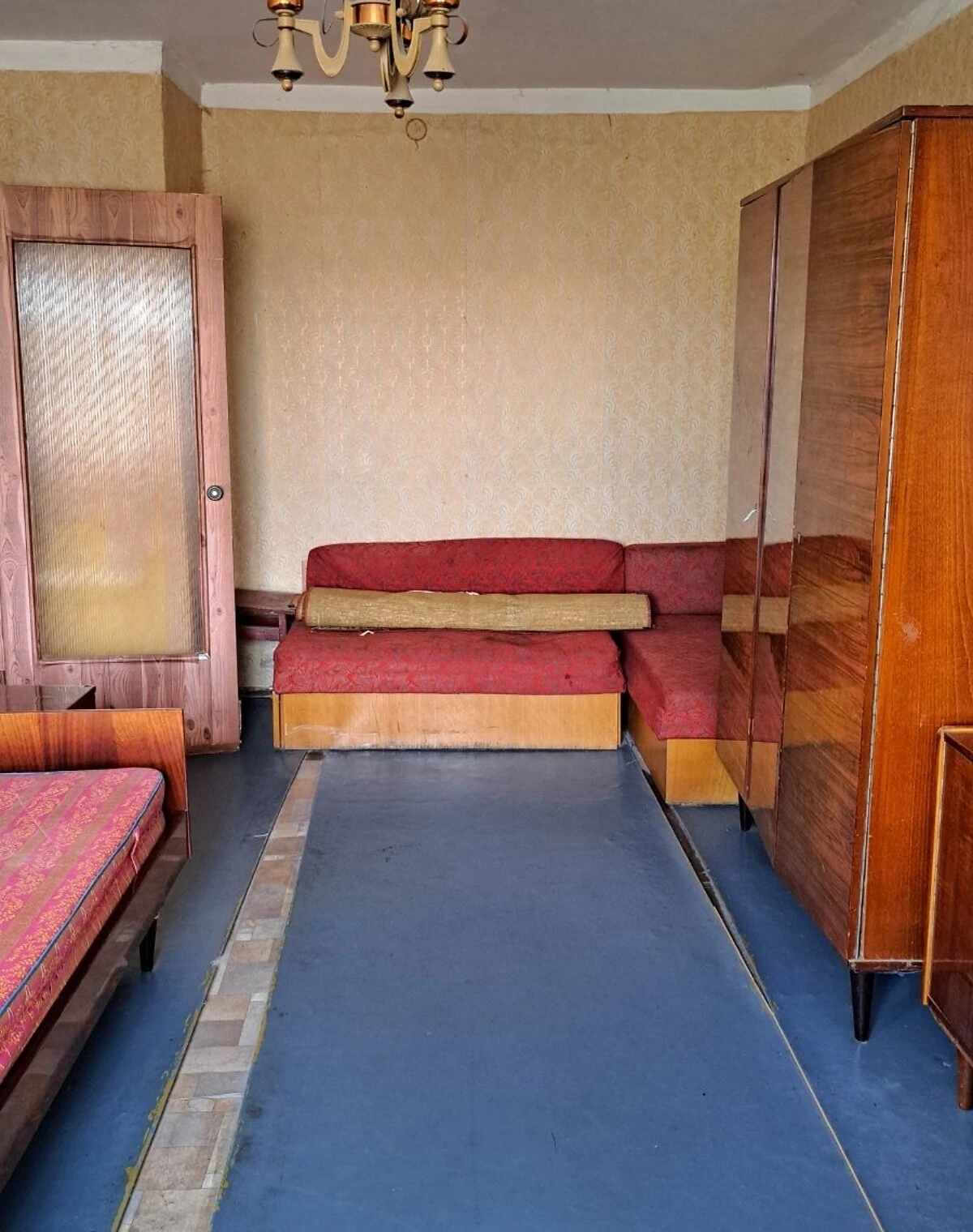 3-кімнатна квартира, Холодні Яри: косметичний ремонт, цегляні стіни, фото 4