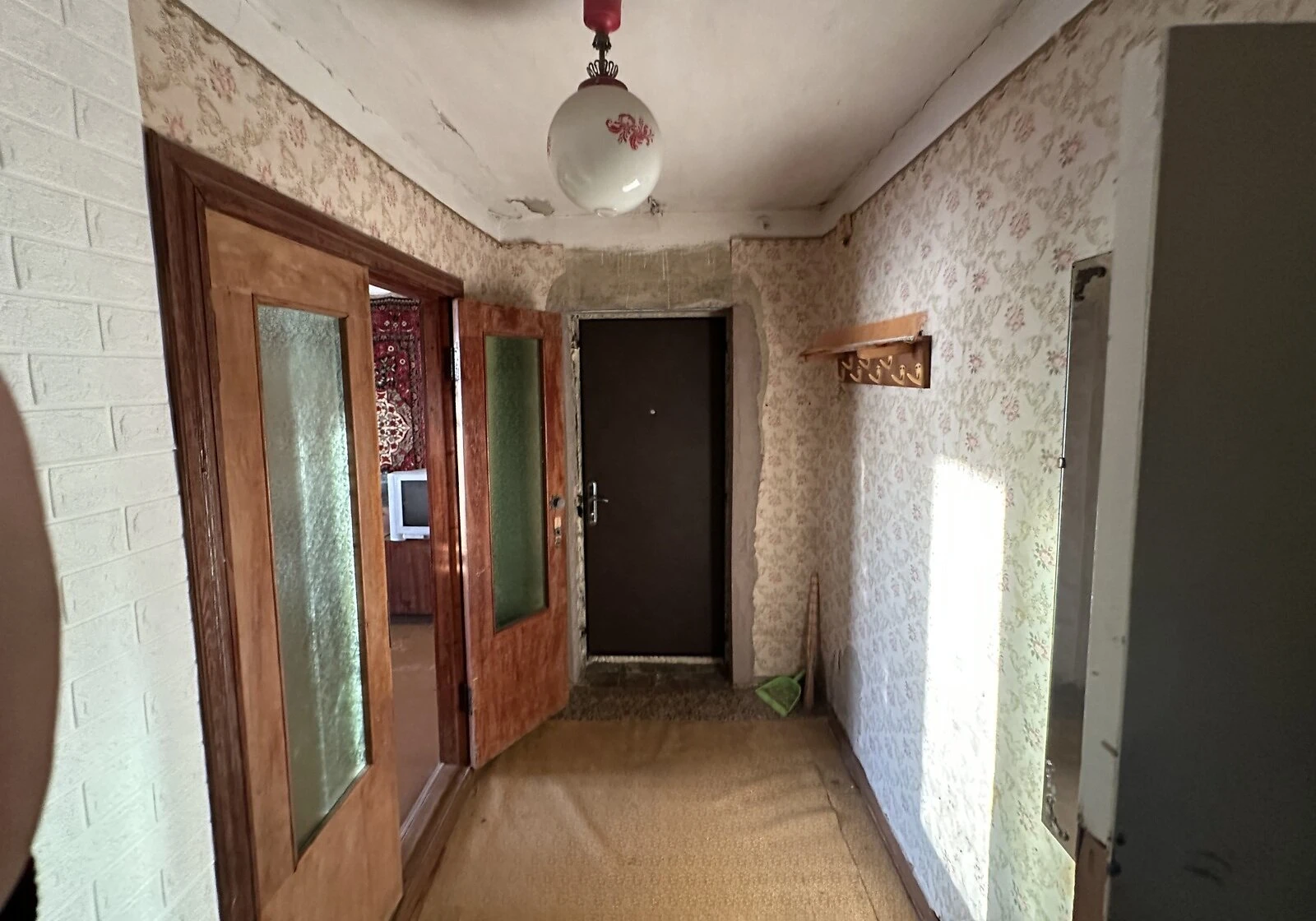 2-кімнатна квартира, Ворзель: потребує ремонту, бойлер, фото 3