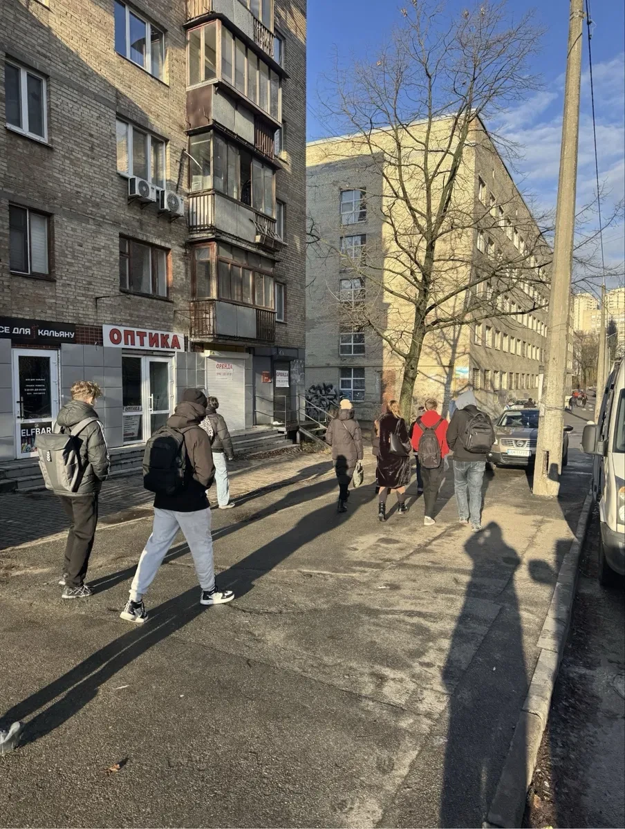 Приміщення у Солом'янському: фасадний вхід, високий трафік - фото 2