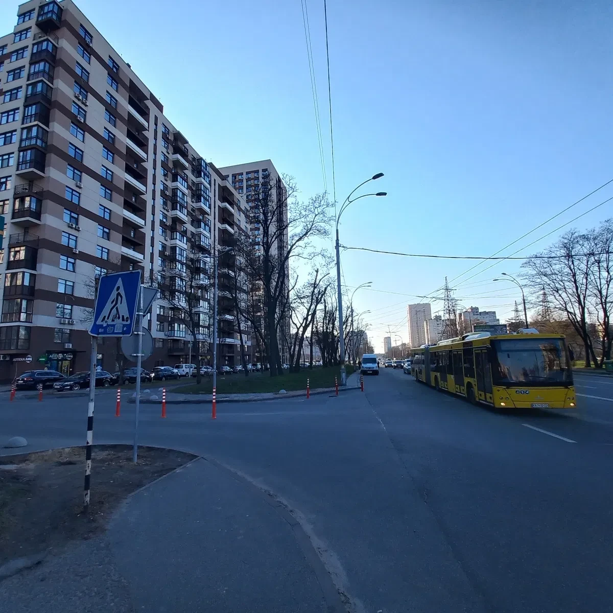 Комірка у ЖК Варшавський: підземна, ремонт, фасадний під'їзд - фото 1