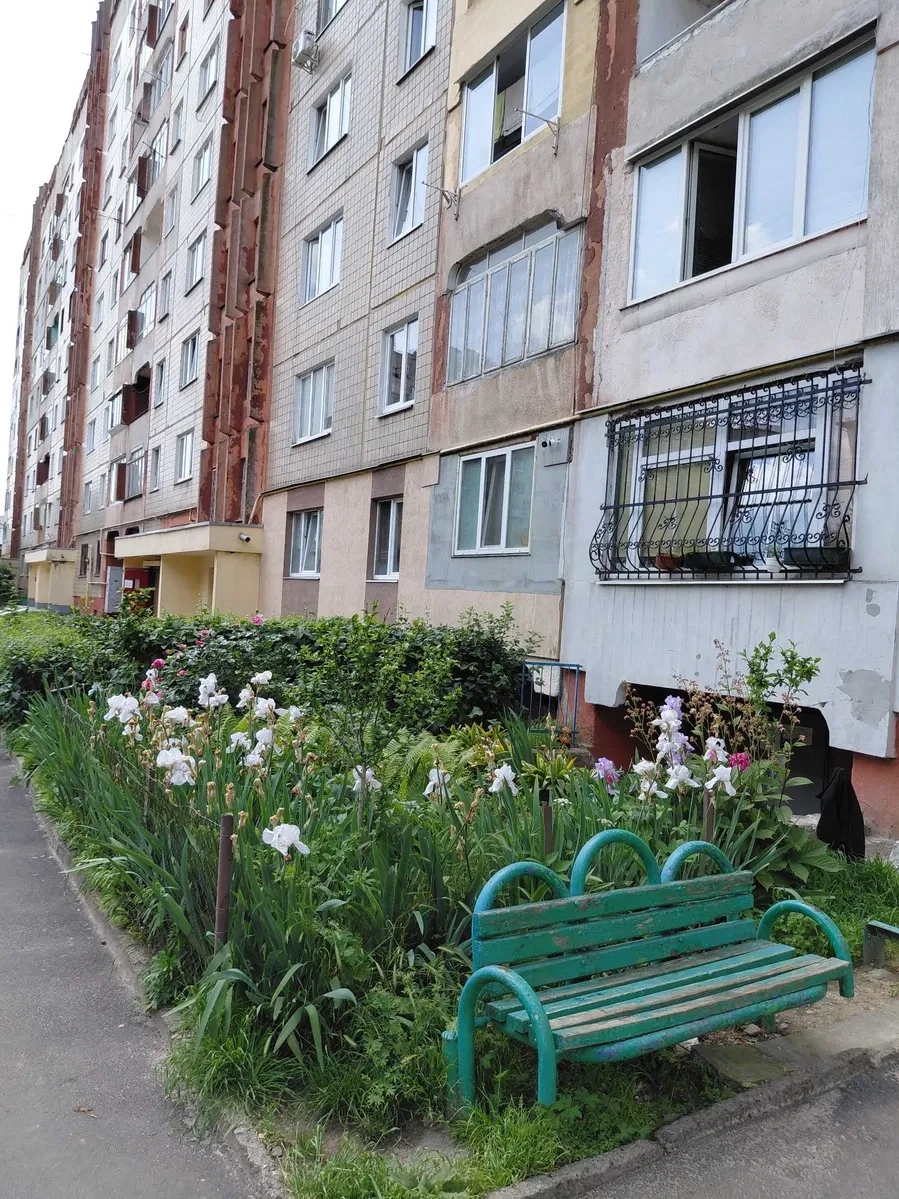 3-кімнатна квартира, Брюховичі: частка 1/2, друга частка згодом