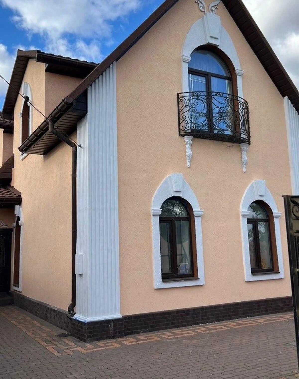 Будинок, Центрально-Міський: бесідка, єОселя, індивідуальне опалення