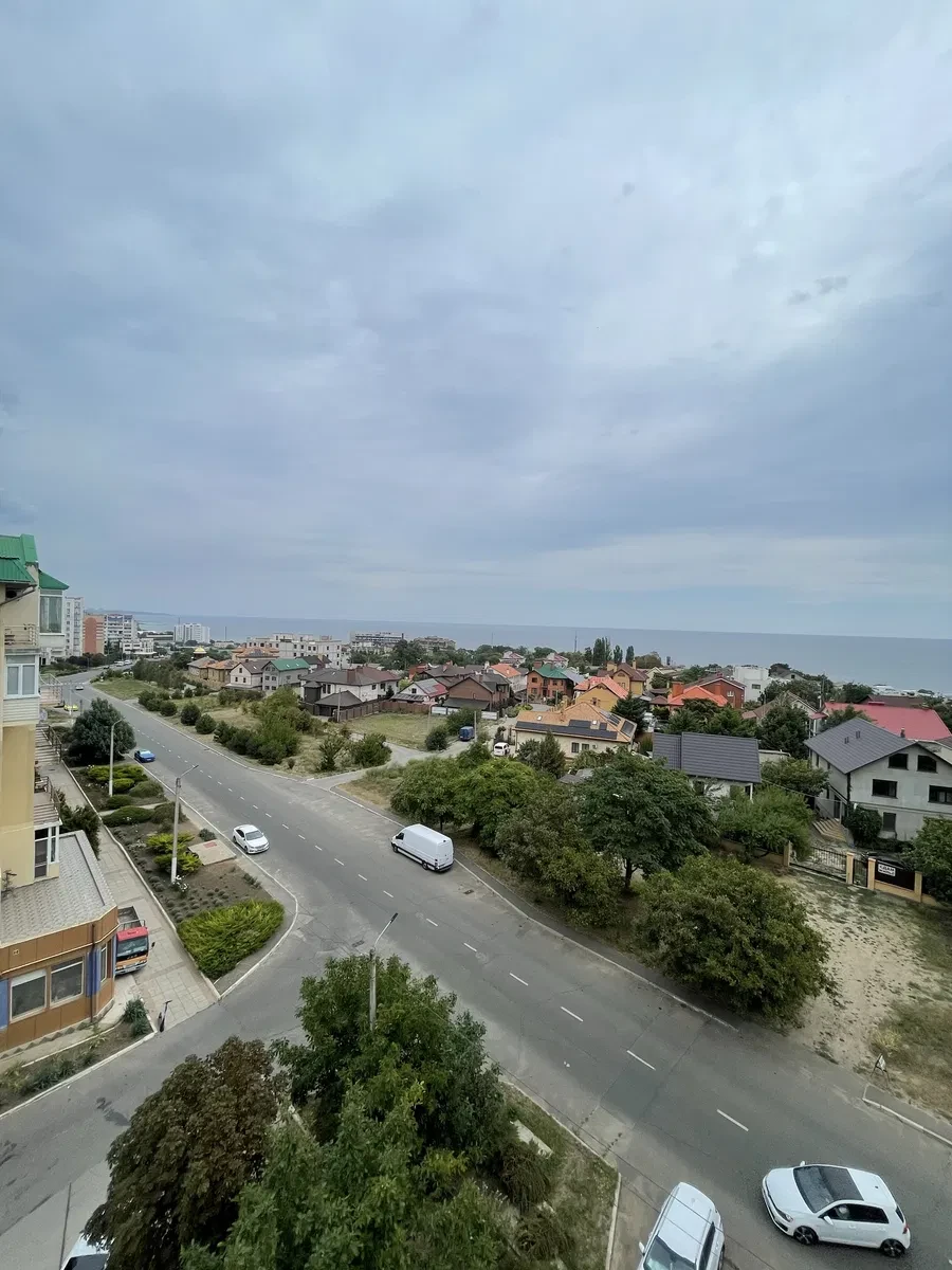 2-кімнатна квартира, Чорноморськ: море з усіх вікон, без виселення влітку - фото 5