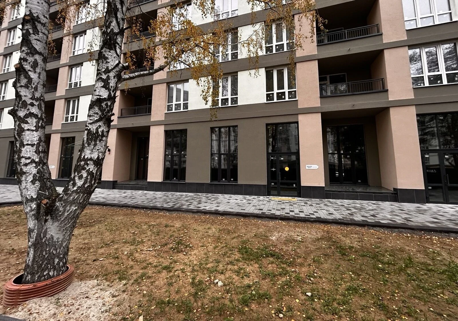 Комерційне приміщення, Бровари: 1 поверх, стеля 4.5 м - фото 2