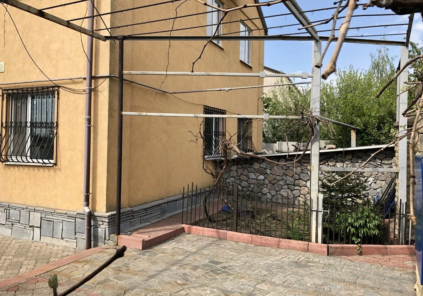 Будинок, Сонячне: басейн, гараж із підвалом, сад і город, фото 3