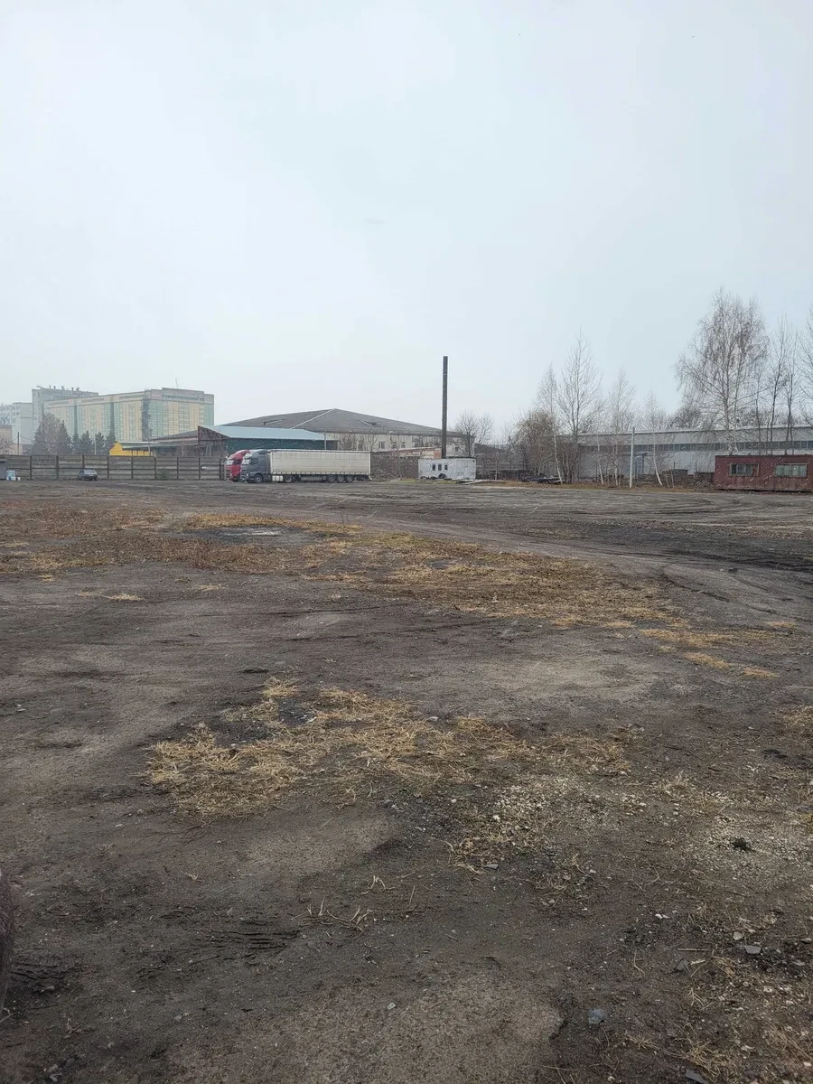 Участок 2 000 соток, Луцк: стоянка фур, щебень, спецтехника, фото 3