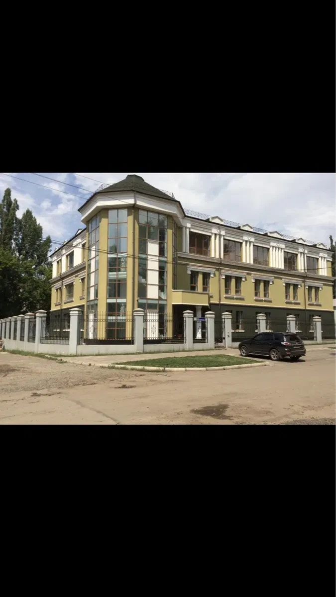 Офіс, Саксаганський: окрема будівля, кабінетна система - фото 1