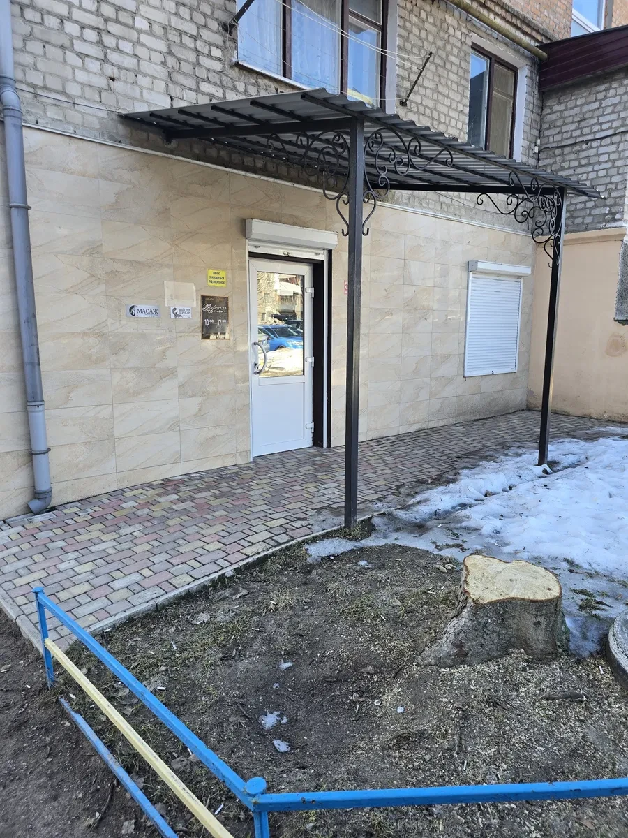 Салон, Коростень: оборудован для работы, можно под другой бизнес