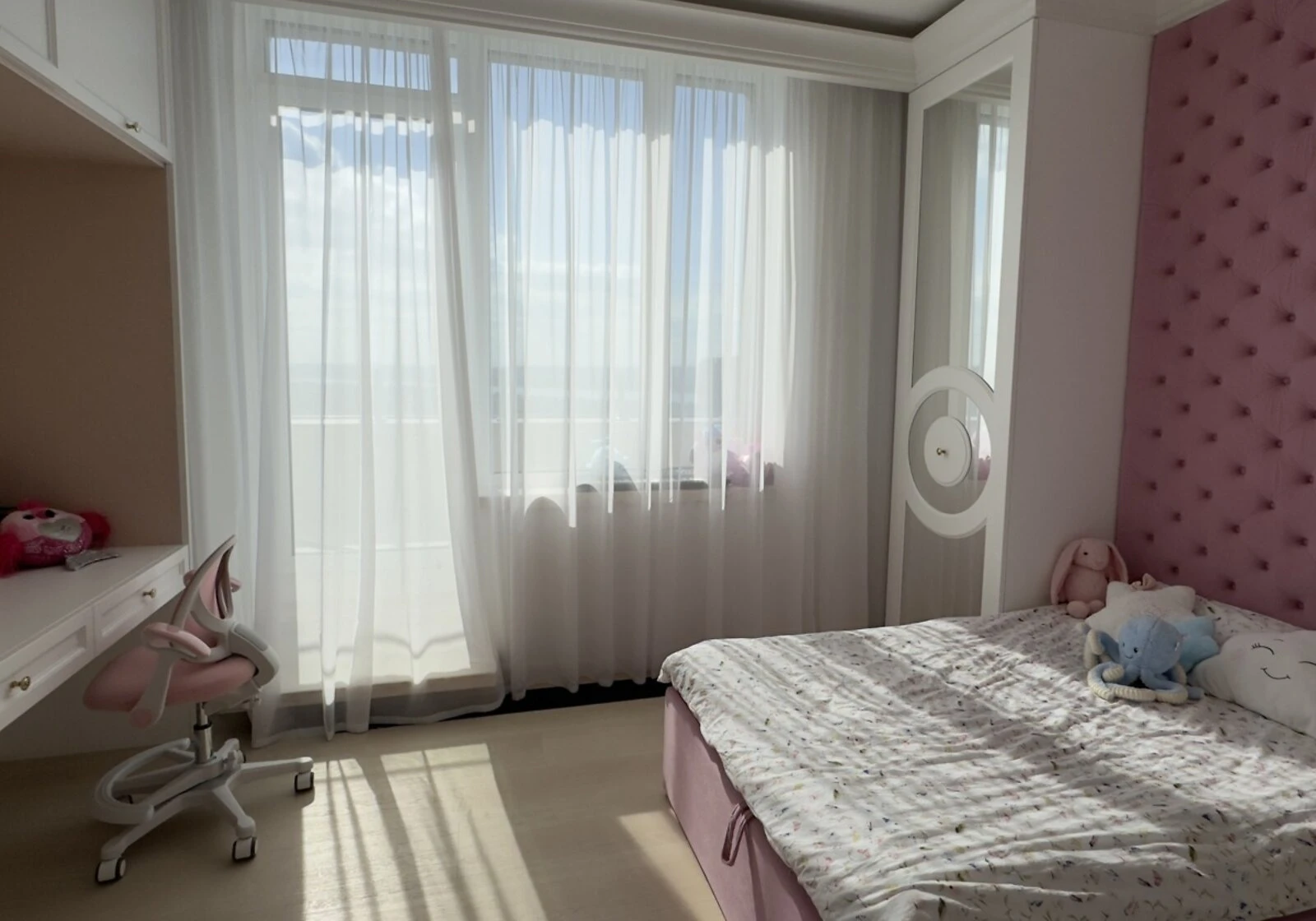 Пентхаус, Позняки: дизайнерський ремонт, резервне живлення, фото 4
