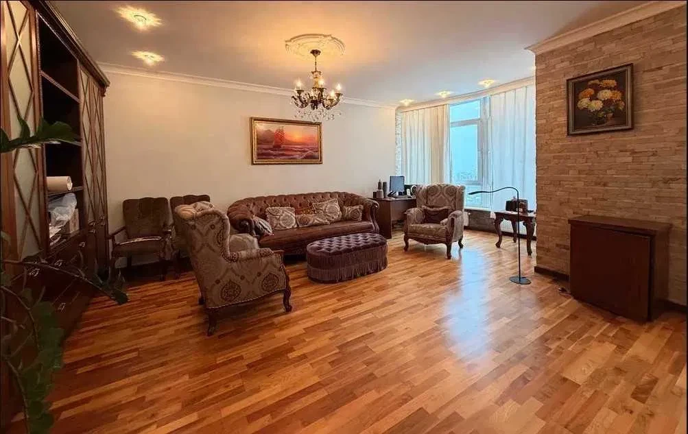 2-кімнатна квартира у ЖК Істок: дизайнерський ремонт, вид на Чорне море - фото 3