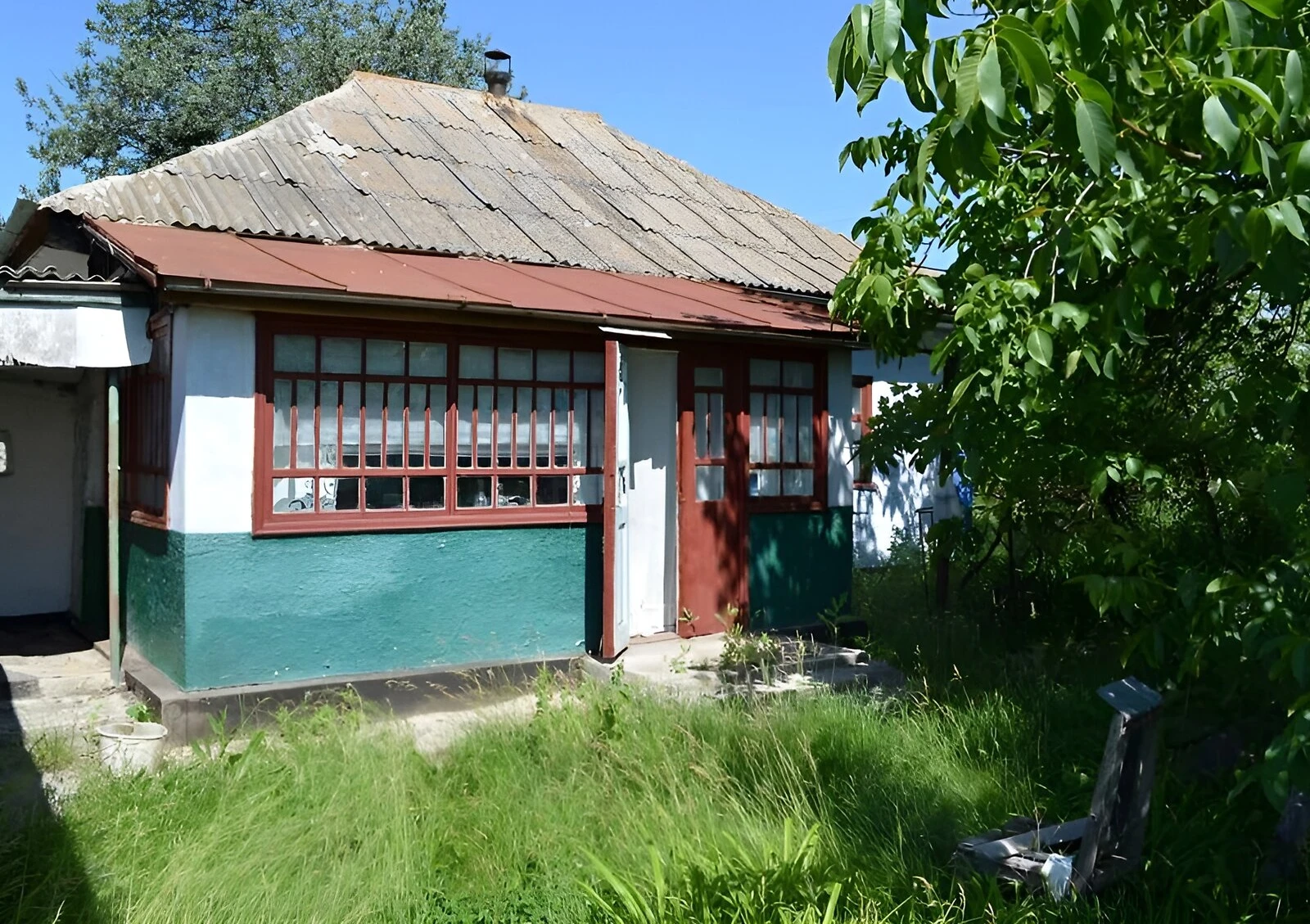 Будинок, Могильне: 30 соток, господарські будівлі