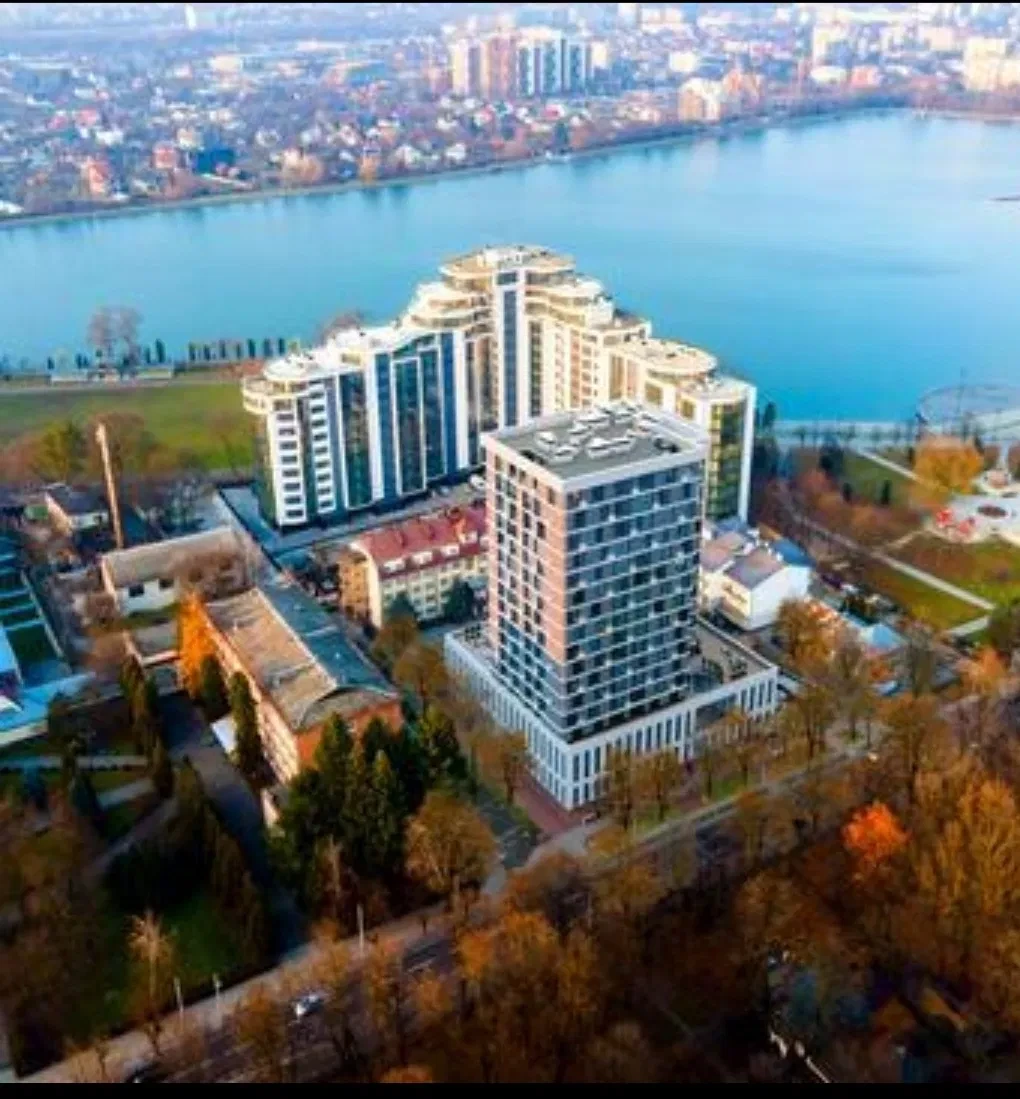 3-кімнатна квартира у ЖК Манхеттен: кухня 33 м², під чистову, фото 3