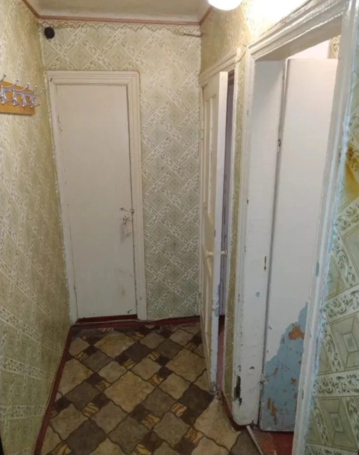 1-комнатная квартира, Кривой Рог: хрущевка, силикатный кирпич, фото 5