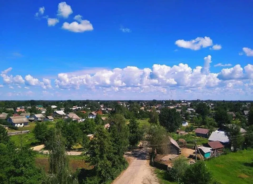 Участок 12 соток, Старое/Сошников: у озера, рядом Днепр