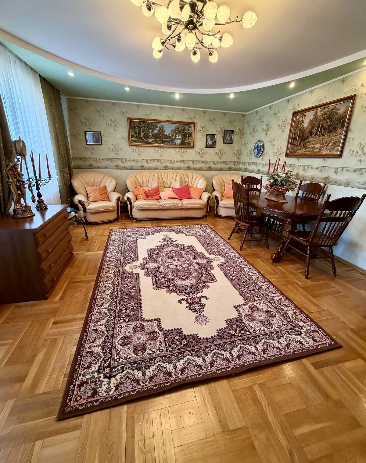 3-кімнатна квартира, Виставка: єВідновлення, євроремонт - фото 1