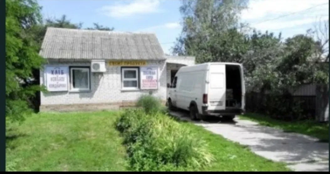 Магазин, Мала Дівиця: 25 соток, місце для шиномонтажу