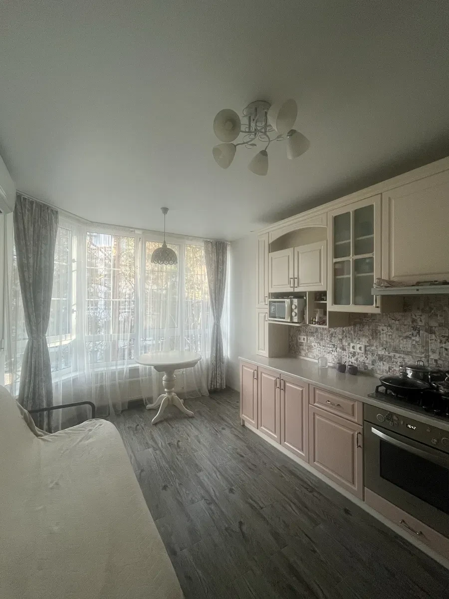 1-комнатная квартира в ЖК Desna Residence: панорамные окна, єОселя, фото 5