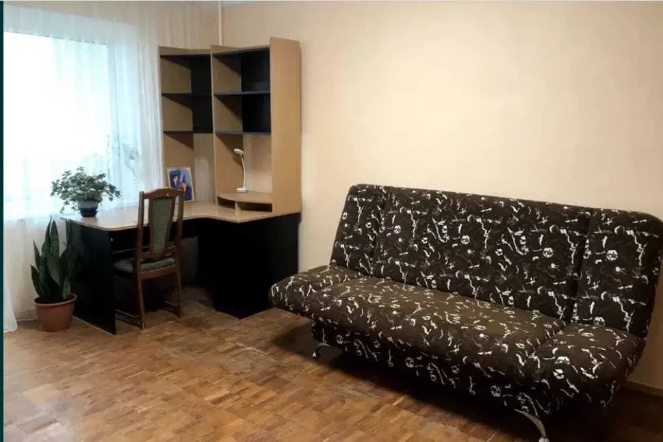 3-кімнатна квартира у ЖК Юність: метро Чернігівська, частковий ремонт - фото 2