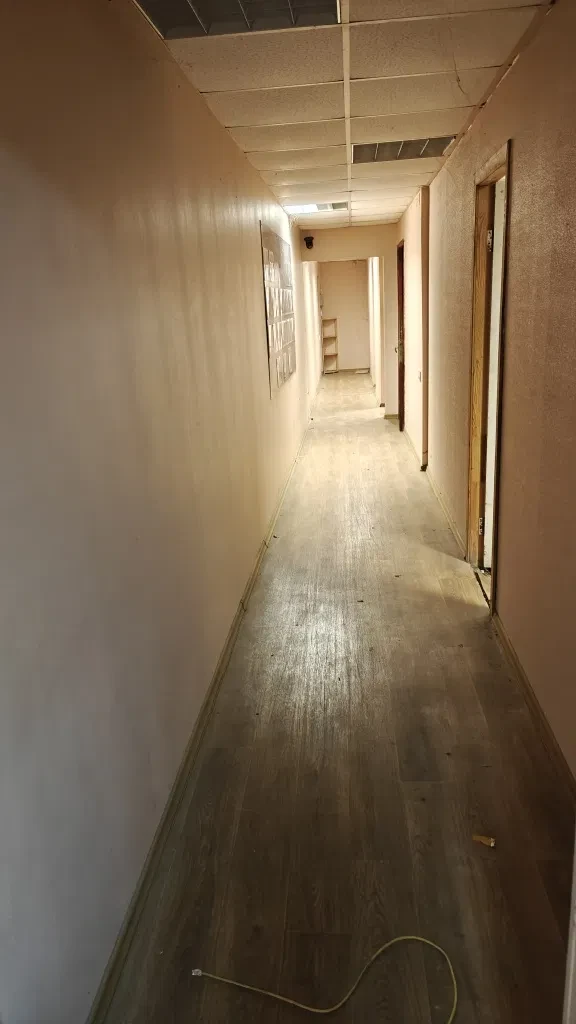 Приміщення, Шевченківський: укриття, 6 кабінетів, open space