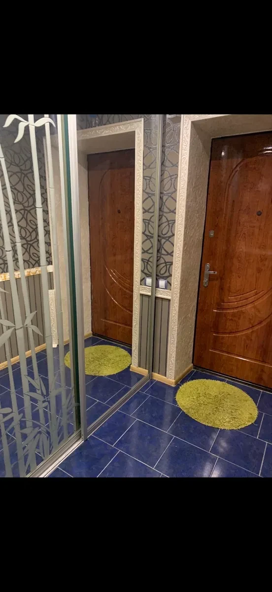3-кімнатна квартира, Глухів: у центрі, повністю мебльована - фото 4