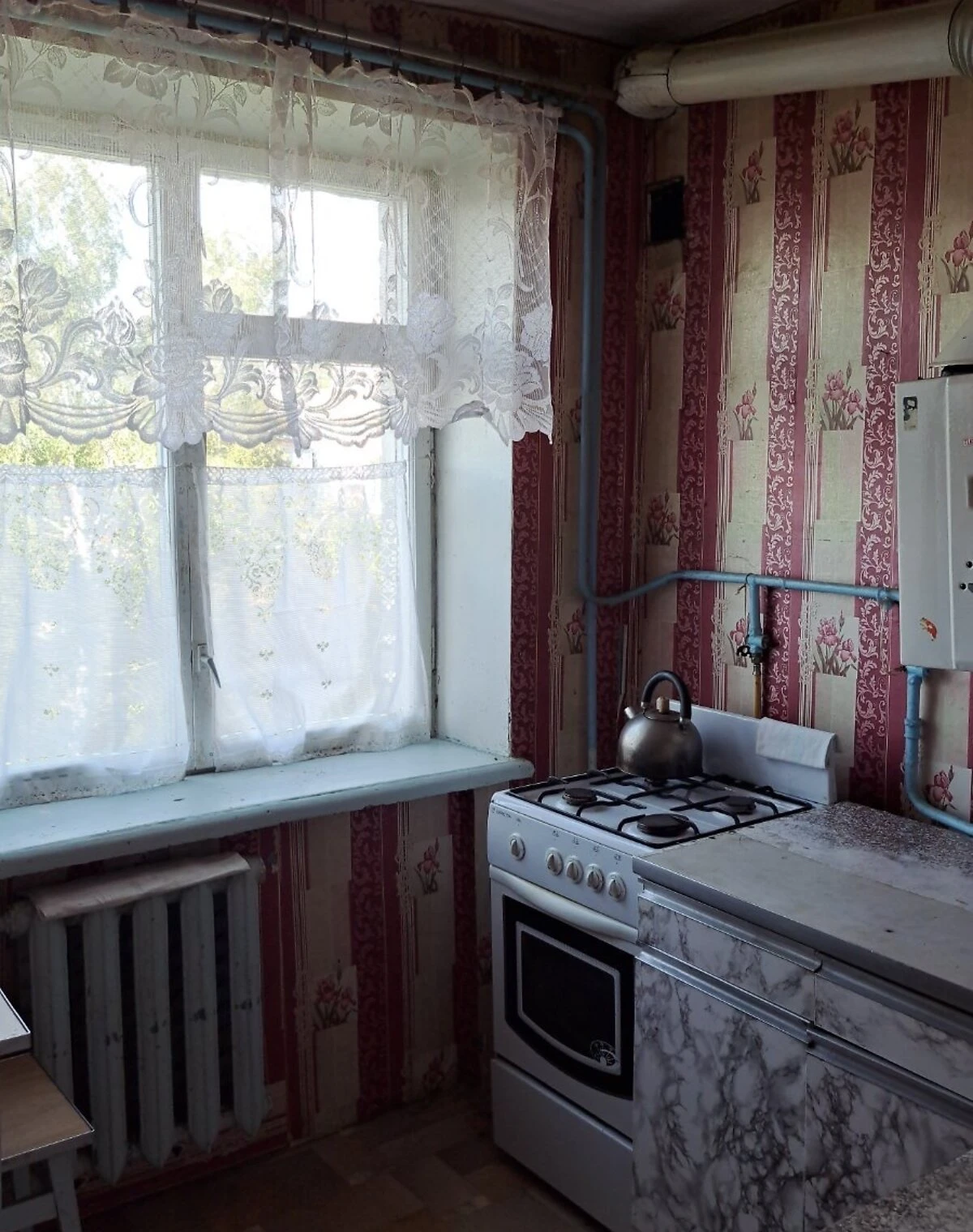 3-кімнатна квартира, Холодні Яри: косметичний ремонт, цегляні стіни, фото 5
