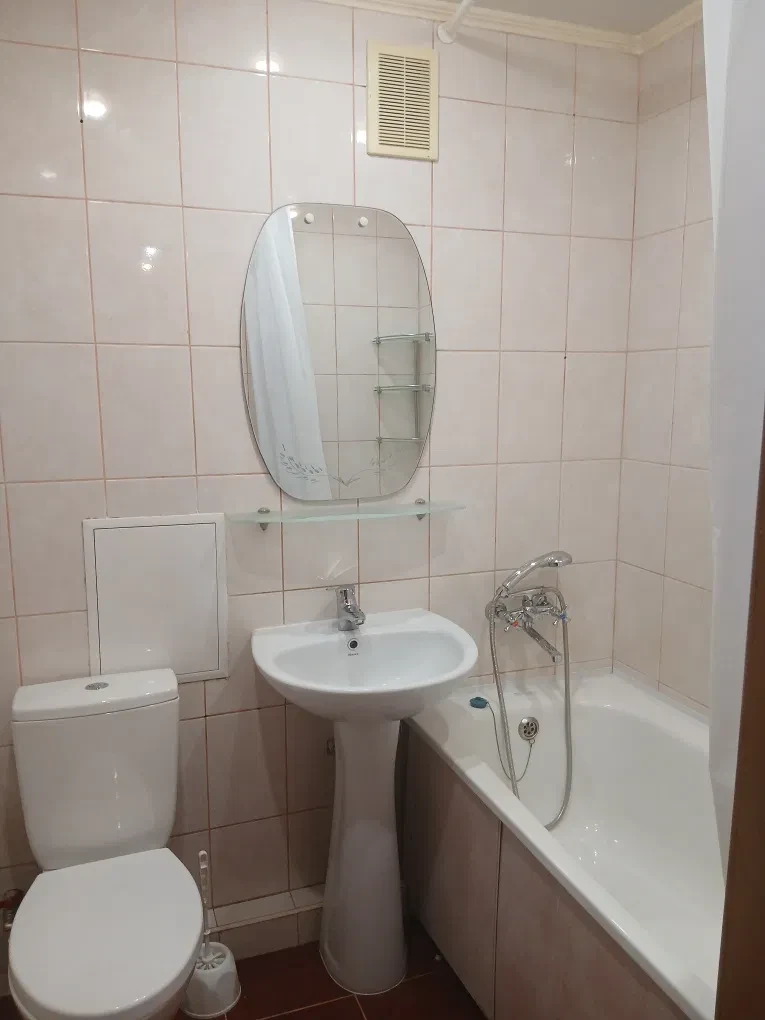 2-кімнатна квартира, Полтава: перша здача, світло не вимикають - фото 2
