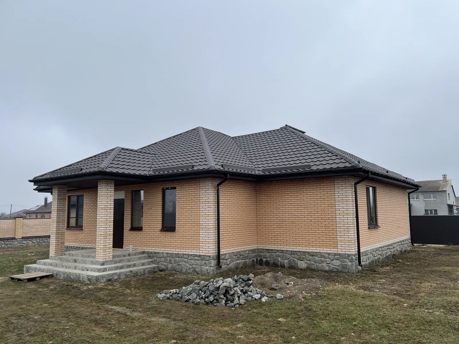Котедж, Рибці: 15 соток, після будівельників - фото 3