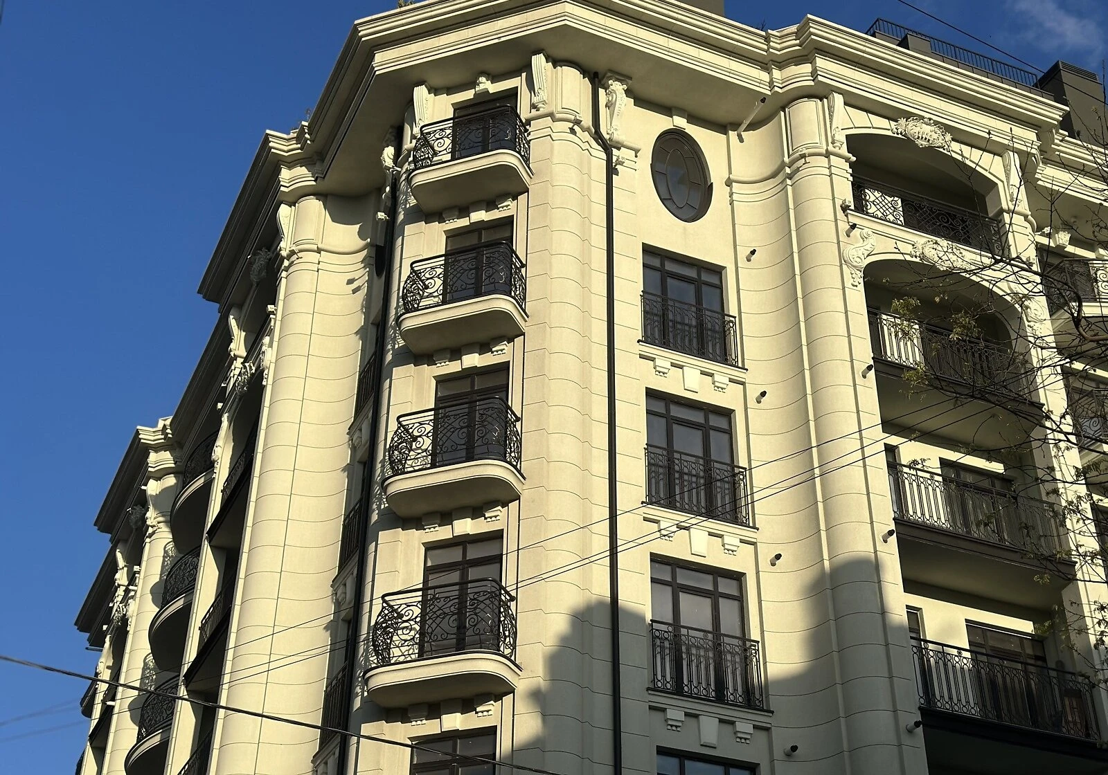 3-кімнатна квартира, Приморський: укриття, резервне живлення - фото 1