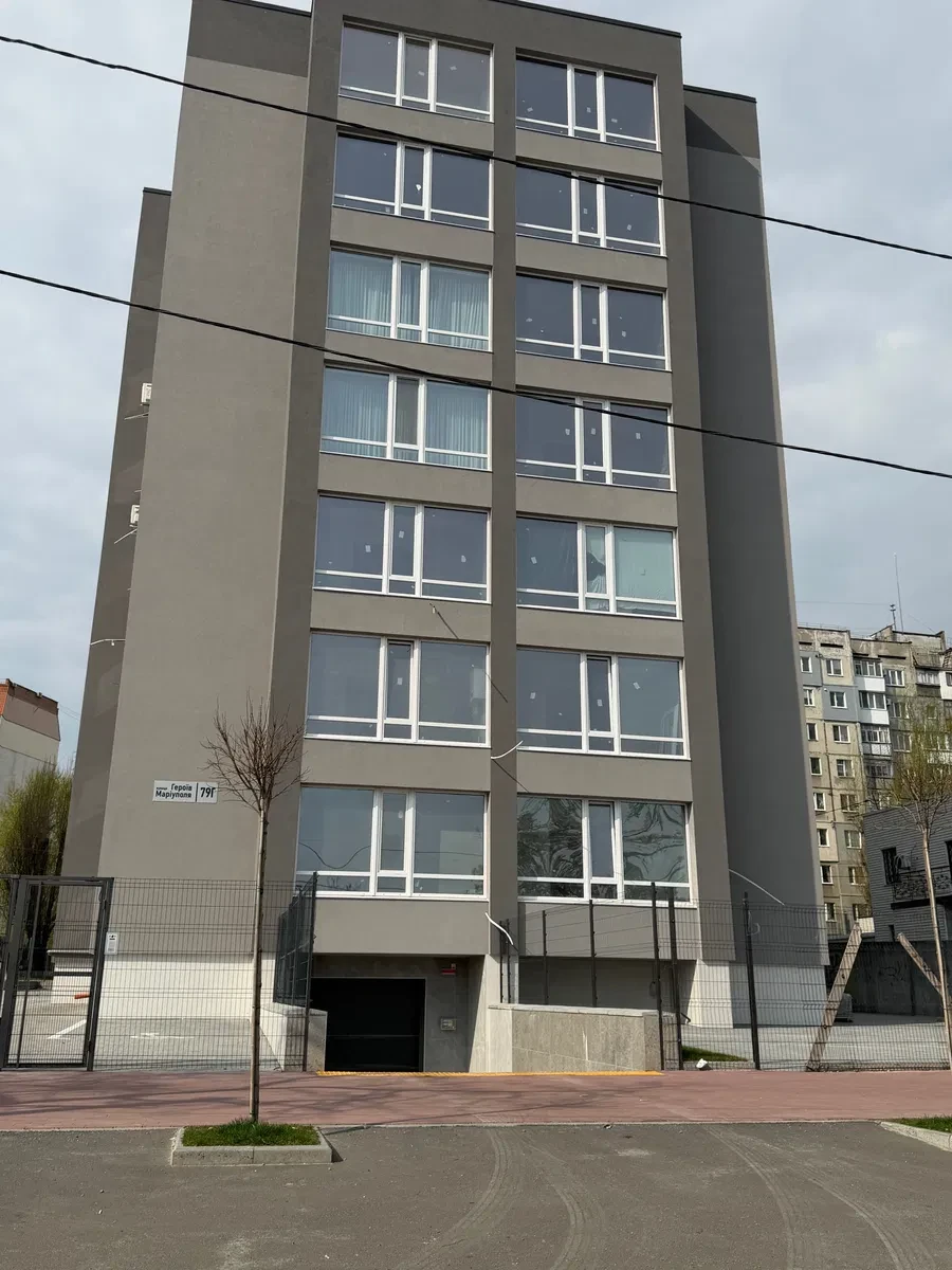 3-комнатная квартира, Кременчуг: кухня-студия 20 м², переуступка - фото 1