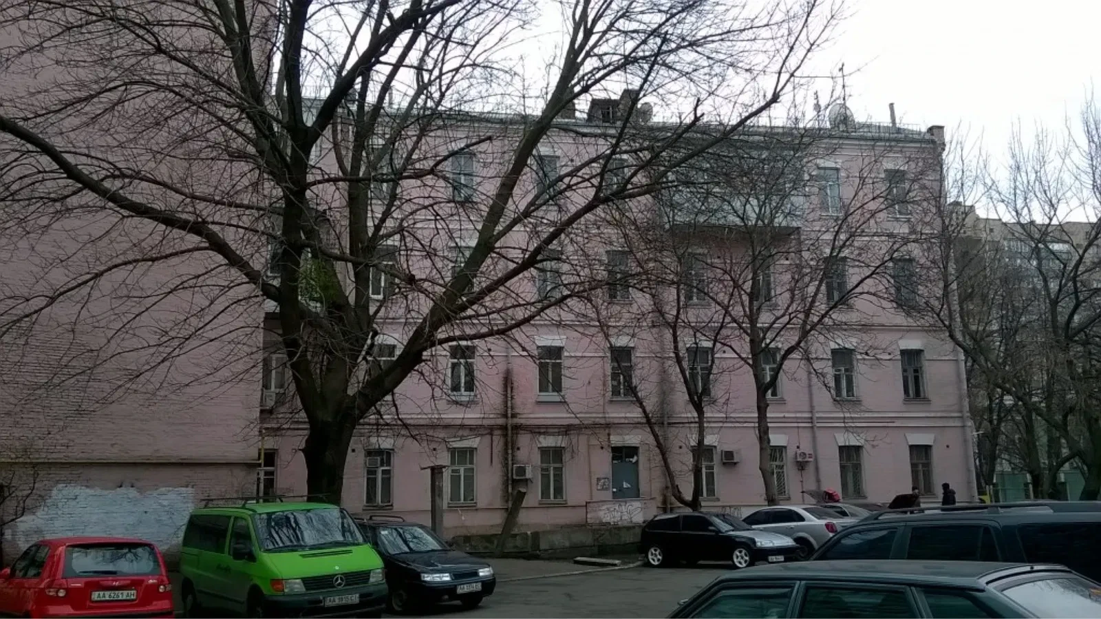 2-кімнатна квартира, Печерський: пам’ятка архітектури, паркомісце - фото 2
