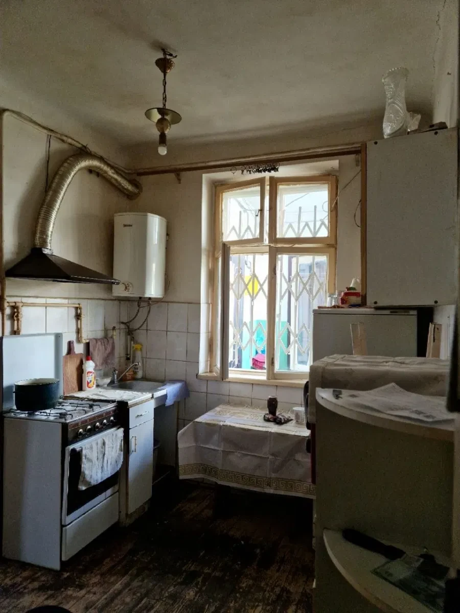 1-комнатная квартира, Шевченковский: гараж, участок, торг, фото 2