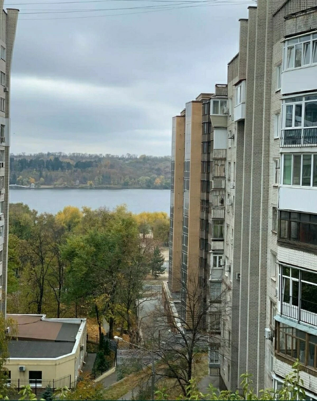 3-кімнатна квартира, Вознесенівський: торг можливий, без меблів - фото 1