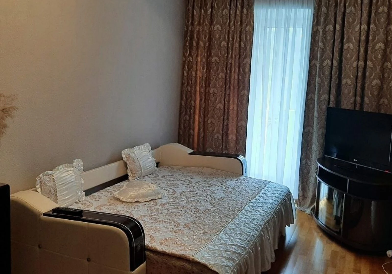 3-кімнатна квартира, Суми: євроремонт, паркетна підлога, фото 3