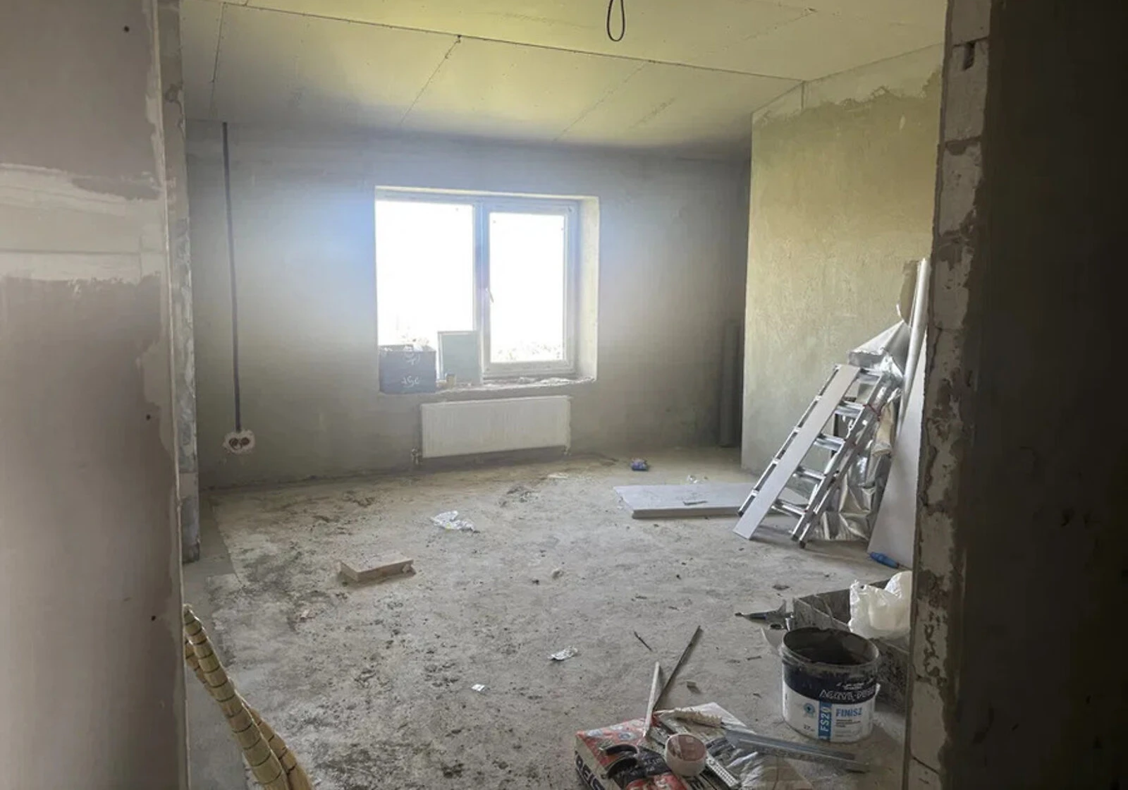4-кімнатна квартира, вул. В'ячеслава Чорновола: гардероб, 2 санвузли, фото 4