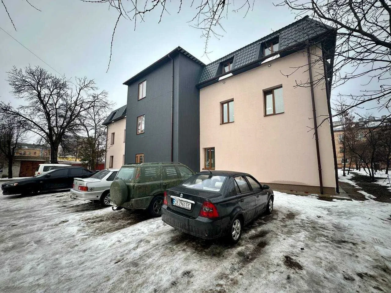 Адміністративна будівля, Чернігів: ремонт, орендарі - фото 3