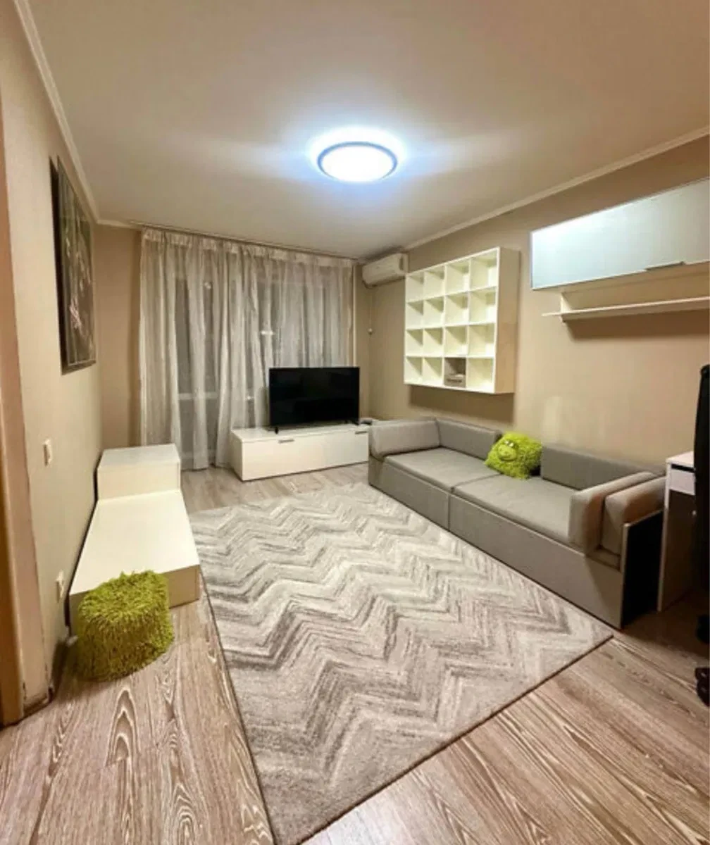 2-кімнатна квартира, Індустріальний: меблі, техніка, балкон - фото 3