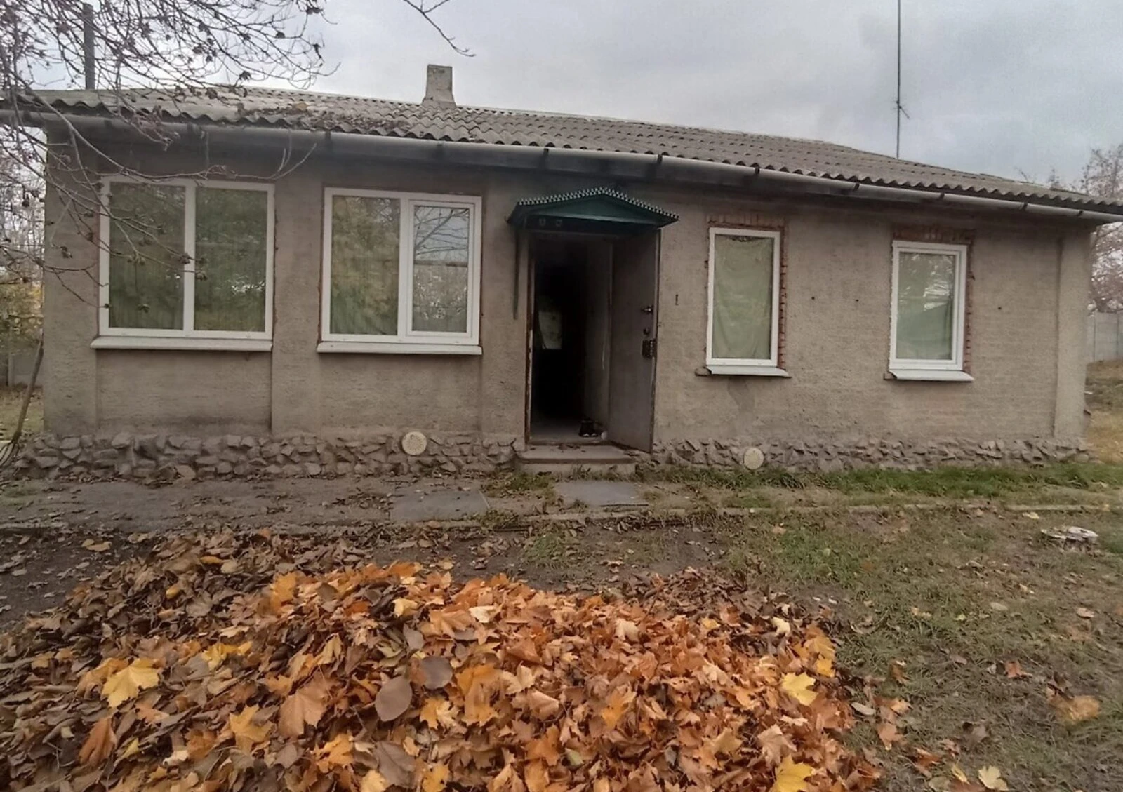 Дом, Коротыч: гараж, 21 сотка, требует ремонта, фото 2
