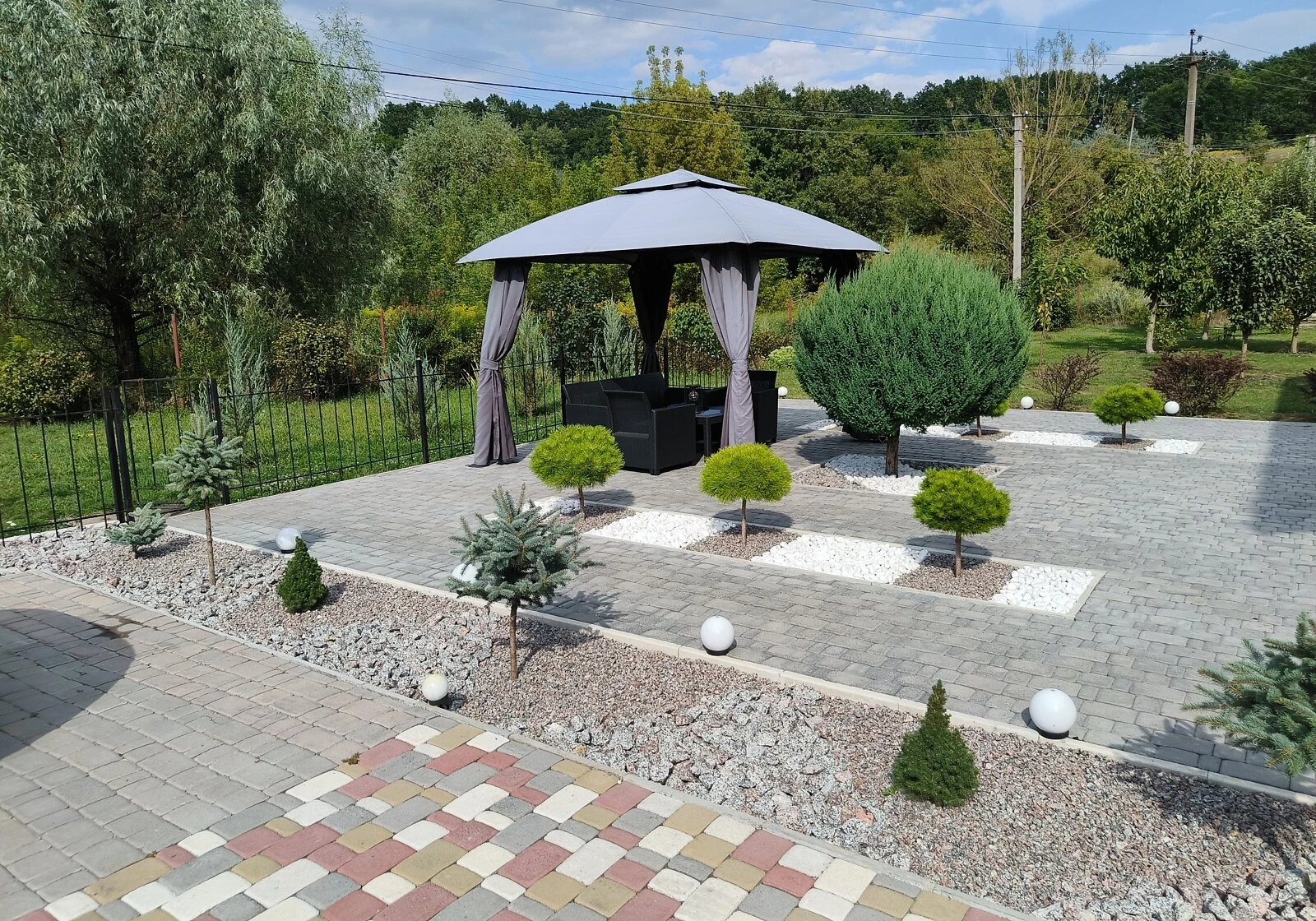 Дом, микрорайон Подгорный: веранда, 10 соток, беседка - фото 1
