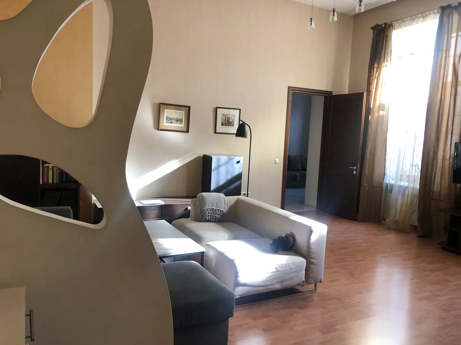 2-кімнатна квартира, Приморський: стелі 4,5 м, тераса 6,5 м², фото 2