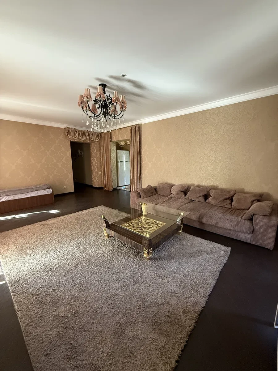 4-кімнатна квартира, Заводський: кухня 60 м², 4 спальні, єОселя - фото 5