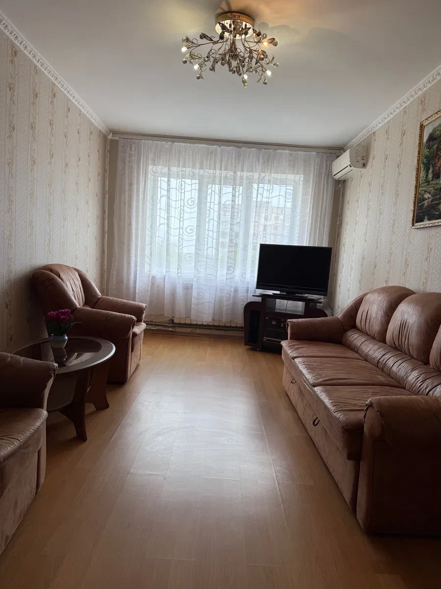 3-кімнатна квартира, Тернівський: індивідуальне опалення, гараж - фото 1