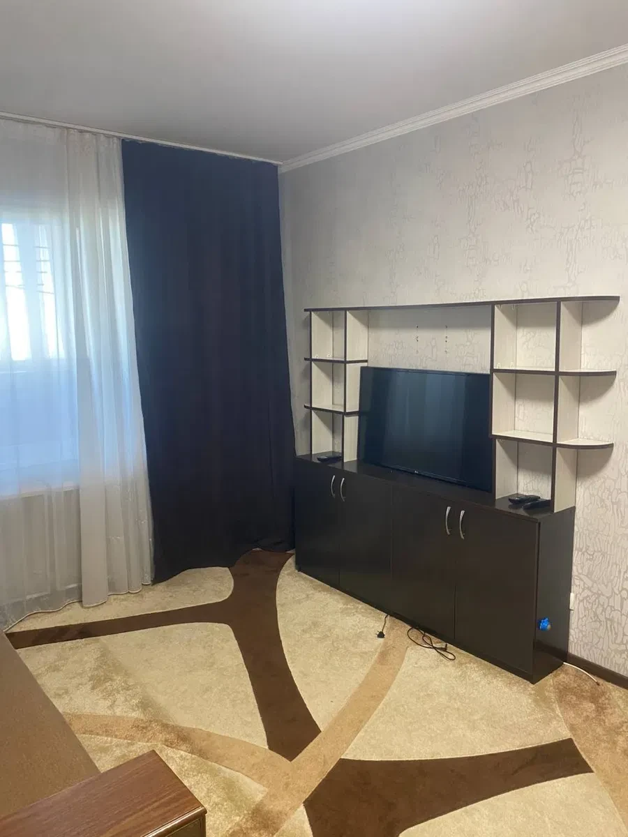1-кімнатна квартира, Дарницький: генератор, біля метро Позняки - фото 2