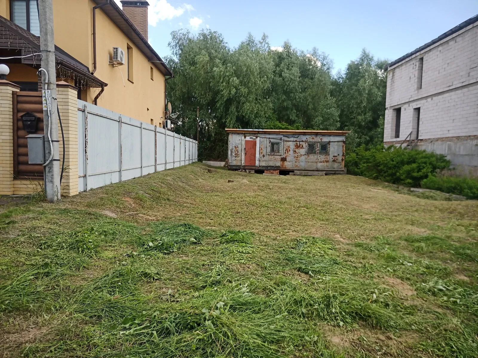 Ділянка 4 сотки, Бровари: метро Лісова 10 хв, будиночок 3×9 м - фото 1
