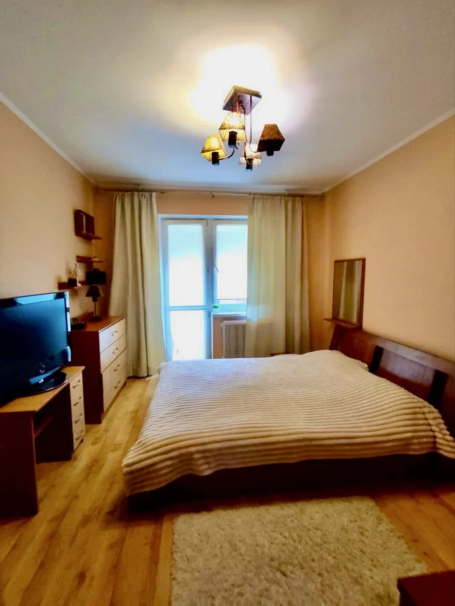 3-кімнатна квартира, Рівне: євроремонт, засклений балкон, 2 бойлери - фото 4