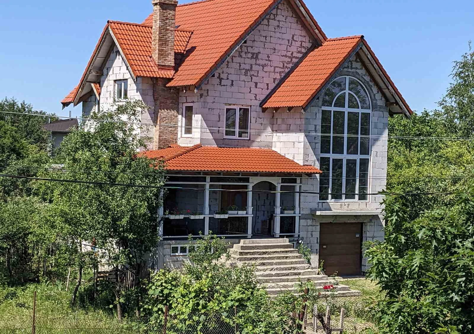 Будинок, Центр: новобудова, гараж, вихід до озера - фото 1
