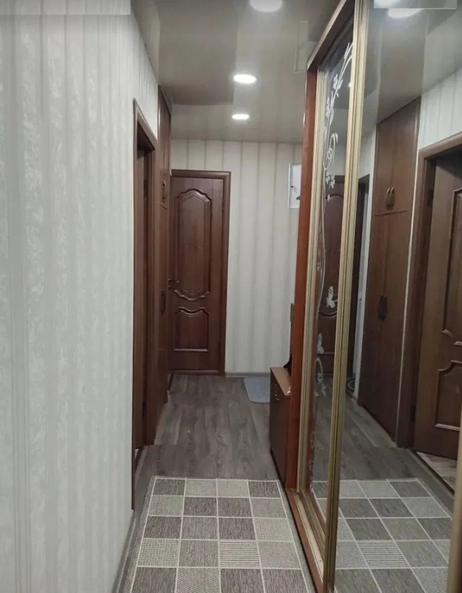 3-кімнатна квартира, Амур-Нижньодніпровський: авторський ремонт, меблі, фото 2