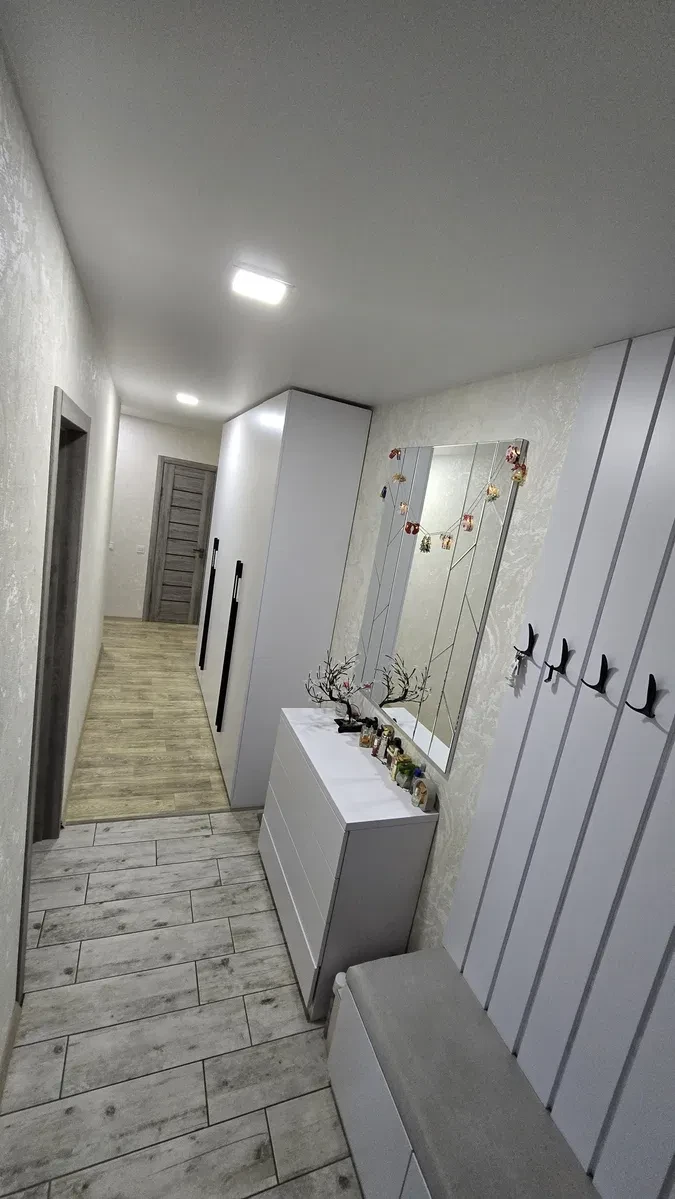 3-кімнатна квартира, Лозова: ремонт 2023 року, панорамні вікна
